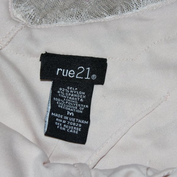 Dress - Picture 3 of 3